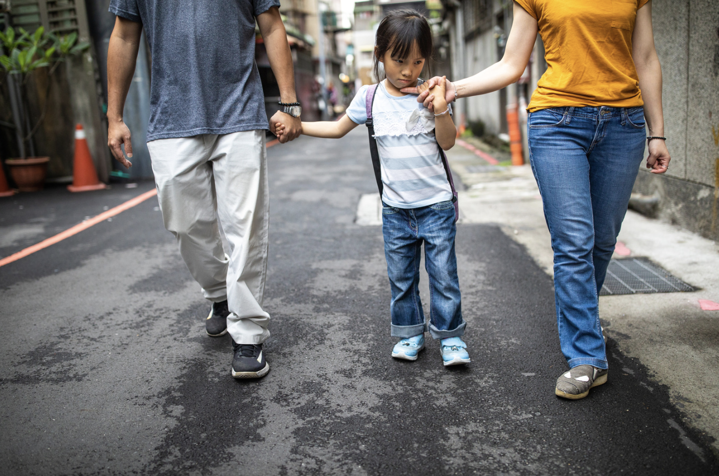 Mi hijo no quiere ir al colegio: causas reales y cómo actuar